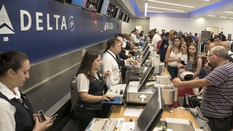 Turisti statunitensi, reintroduzione del visto per entrare in Europa