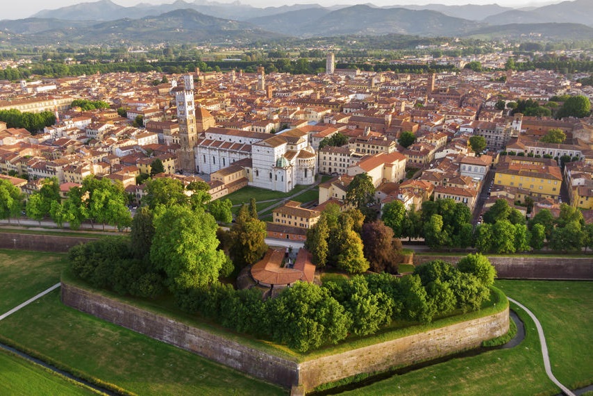Coronavirus: Lucca phase two
